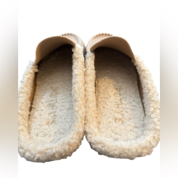 Rothy’s scuff slippers slides size 8 in good condition. - Picture 2 of 7
